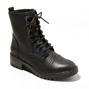 Universal Thread Target Kamryn Combat Boots